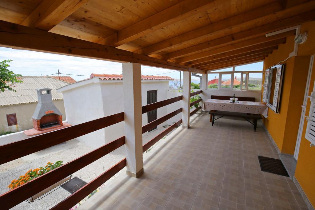 Apartment Marta Ražanac Buitenkant foto